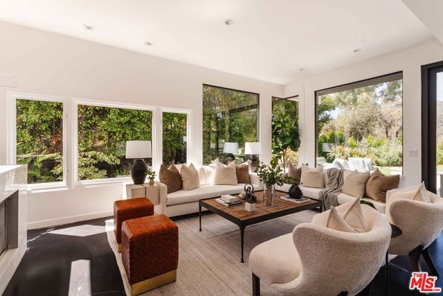 1287 Rimmer Avenue, Pacific Palisades, CA 90272 — photo 7 of 38