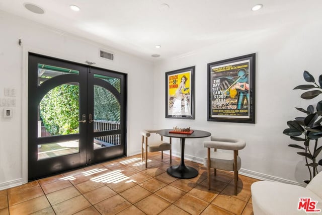 133 N Kilkea Drive, Los Angeles, CA 90048 — photo 27 of 47