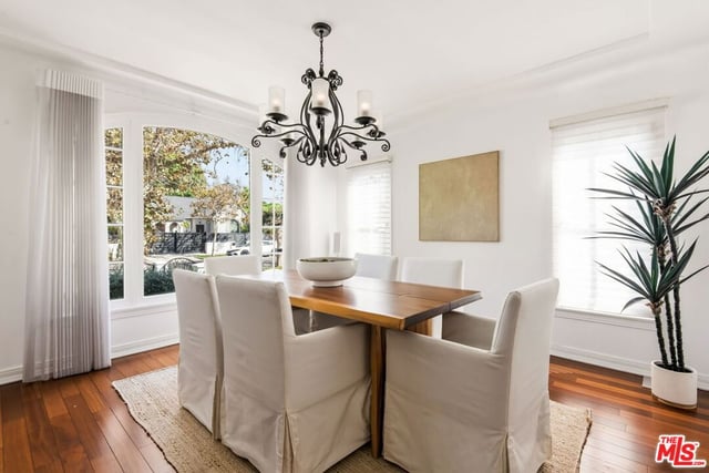 133 N Kilkea Drive, Los Angeles, CA 90048 — photo 4 of 47