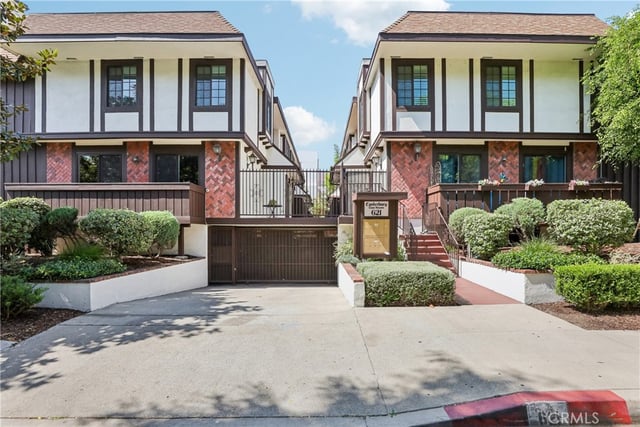 621 N Orlando Avenue 9, West Hollywood, CA 90048 — photo 33 of 41