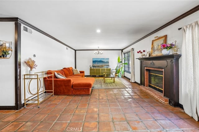 12434 Daryl Avenue, Granada Hills, CA 91344 — photo 11 of 75