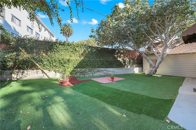 428 S HOOVER, Los Angeles, CA 90020 — photo 35 of 43
