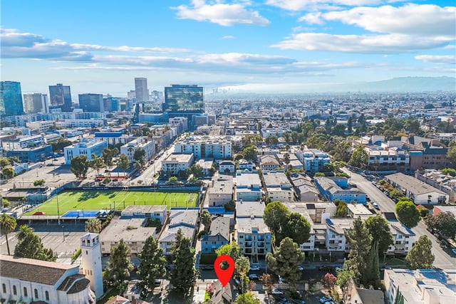 428 S HOOVER, Los Angeles, CA 90020 — photo 38 of 43