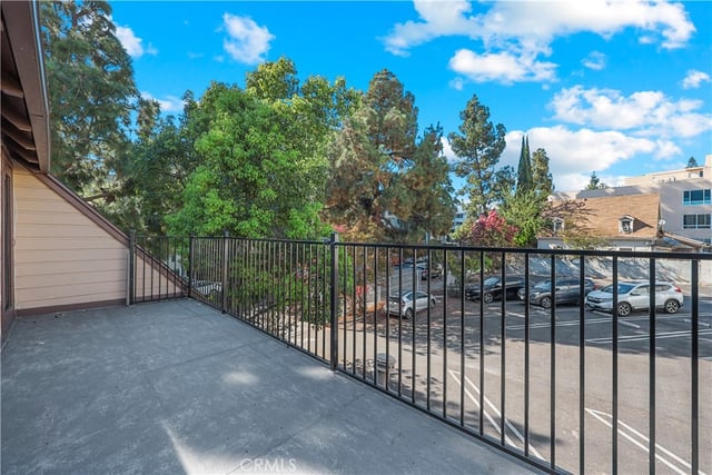 428 S HOOVER, Los Angeles, CA 90020 — photo 41 of 43