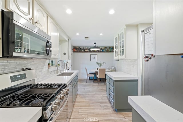 13945 Simshaw Avenue, Sylmar, CA 91342 — photo 13 of 44