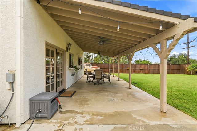 13945 Simshaw Avenue, Sylmar, CA 91342 — photo 35 of 44