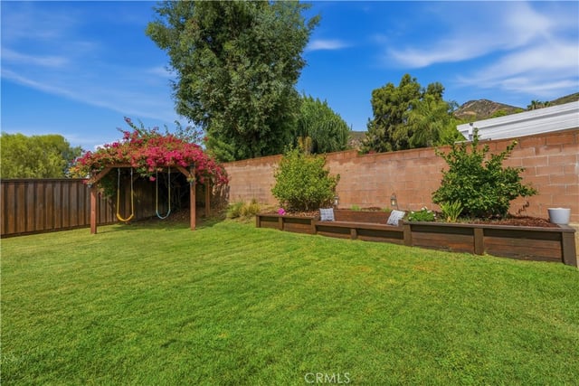 13945 Simshaw Avenue, Sylmar, CA 91342 — photo 42 of 44