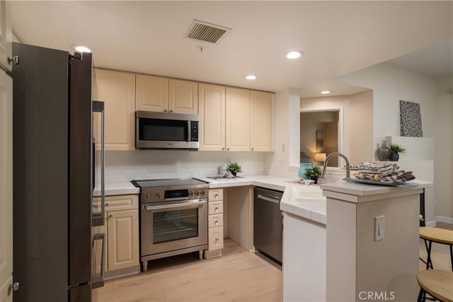 1301 Cabrillo 207, Torrance, CA 90501 — photo 2 of 25