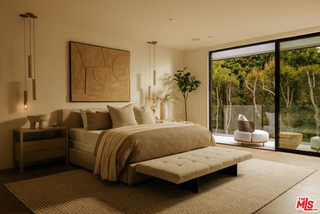605 N Rexford Drive, Beverly Hills, CA 90210 — photo 12 of 31