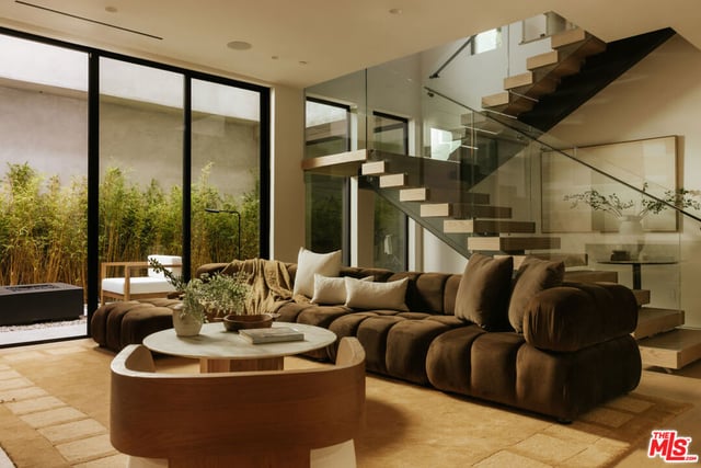 605 N Rexford Drive, Beverly Hills, CA 90210 — photo 20 of 31