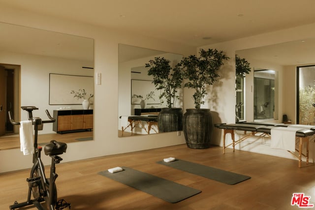 605 N Rexford Drive, Beverly Hills, CA 90210 — photo 24 of 31