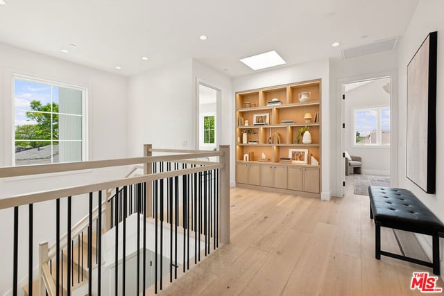 8136 Stewart Avenue, Los Angeles, CA 90045 — photo 20 of 59