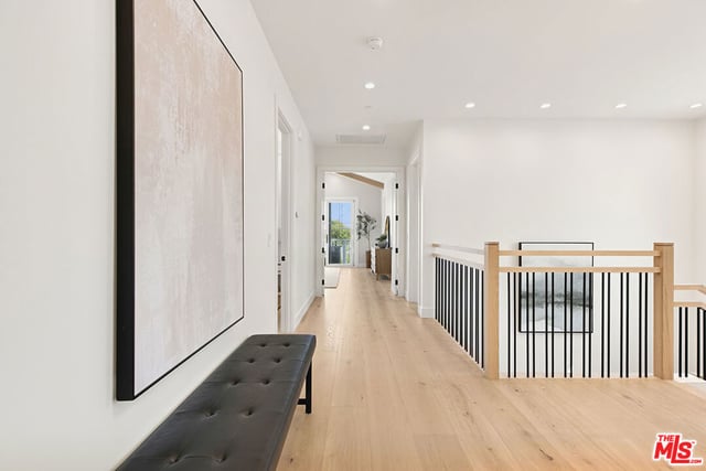 8136 Stewart Avenue, Los Angeles, CA 90045 — photo 21 of 59