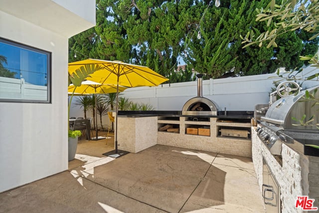 14236 Margate Street, Sherman Oaks, CA 91401 — photo 16 of 40