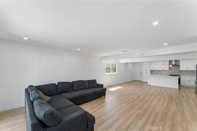 26410 Gimlet, Newhall, CA 91321 — photo 12 of 34