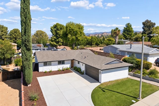 26410 Gimlet, Newhall, CA 91321 — photo 28 of 34