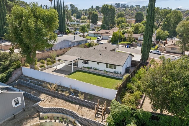 26410 Gimlet, Newhall, CA 91321 — photo 32 of 34