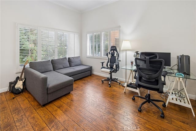 18730 Hatteras 48, Tarzana, CA 91356 — photo 10 of 43