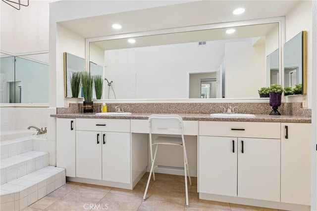 18730 Hatteras 48, Tarzana, CA 91356 — photo 28 of 43