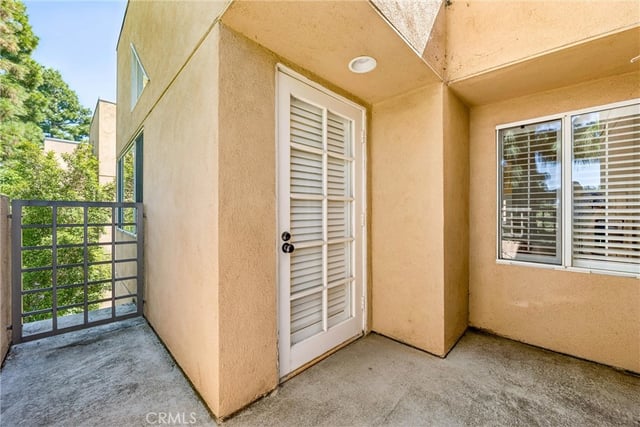 18730 Hatteras 48, Tarzana, CA 91356 — photo 32 of 43