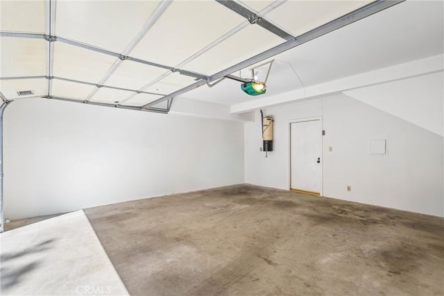 18730 Hatteras 48, Tarzana, CA 91356 — photo 40 of 43