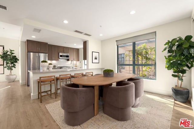 2300 Wilshire Boulevard 217, Santa Monica, CA 90403 — photo 4 of 21