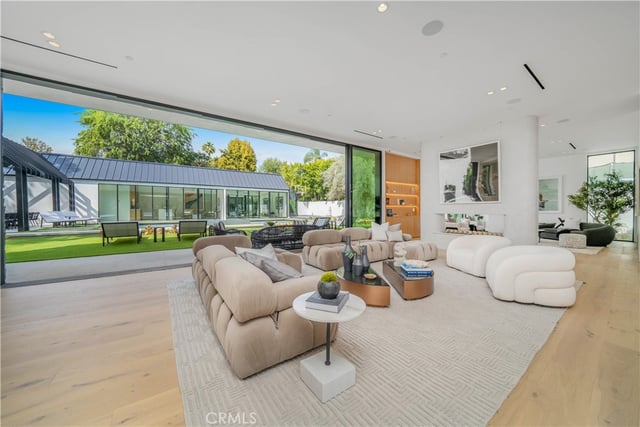 15457 Valley Vista Boulevard, Sherman Oaks, CA 91403 — photo 28 of 75