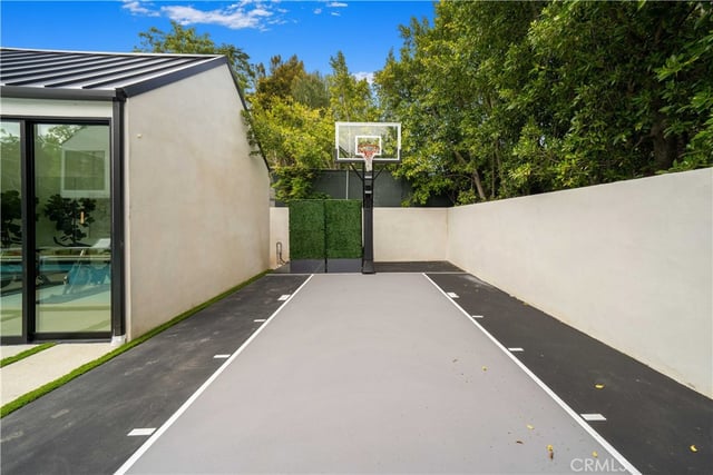 15457 Valley Vista Boulevard, Sherman Oaks, CA 91403 — photo 40 of 75