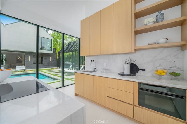 15457 Valley Vista Boulevard, Sherman Oaks, CA 91403 — photo 45 of 75