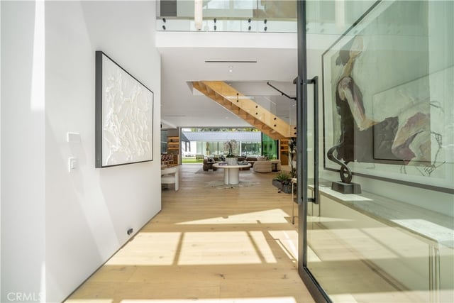 15457 Valley Vista Boulevard, Sherman Oaks, CA 91403 — photo 5 of 75