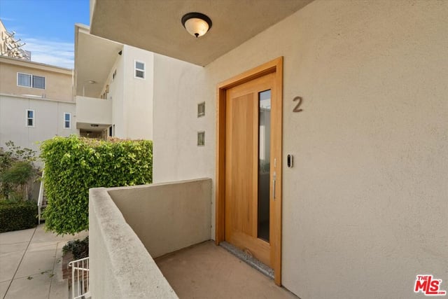11925 Mayfield Avenue 2, Los Angeles, CA 90049 — photo 36 of 52