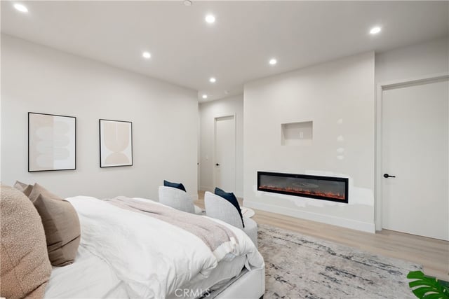 18023 Tiara, Encino, CA 91316 — photo 16 of 36