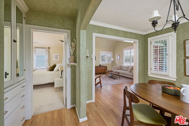 5960 Airdrome Street, Los Angeles, CA 90035 — photo 11 of 36