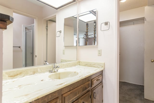 634 W Avenue J8, Lancaster, CA 93534 — photo 13 of 22
