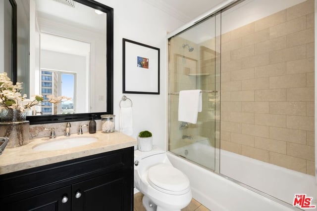 10727 Wilshire Boulevard 1001, Los Angeles, CA 90024 — photo 18 of 28
