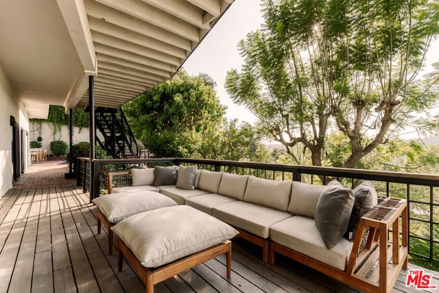 13490 Firth Drive, Los Angeles, CA 90210 — photo 25 of 35
