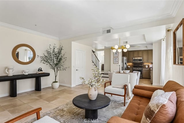 3119 S Durango Avenue 7, Los Angeles, CA 90034 — photo 6 of 37
