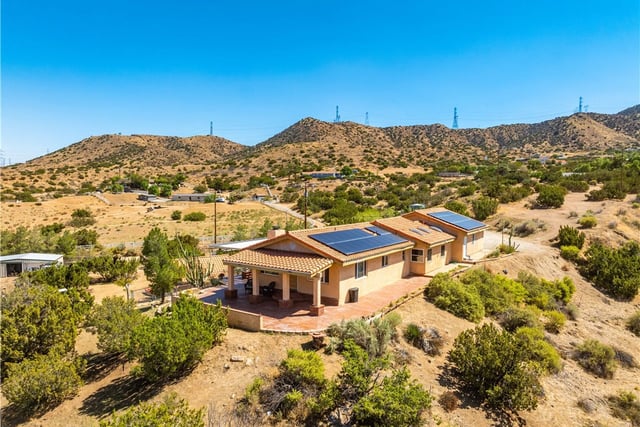 32615 Calle Del Roja, Acton, CA 93510 — photo 3 of 68