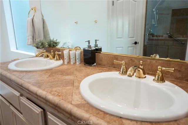 29345 Hidden Oak, Canyon Country, CA 91387 — photo 24 of 43
