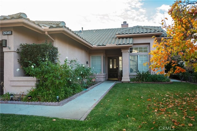29345 Hidden Oak, Canyon Country, CA 91387 — photo 3 of 43