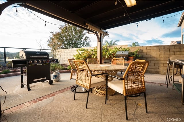 29345 Hidden Oak, Canyon Country, CA 91387 — photo 35 of 43