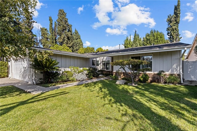 5522 Murietta Avenue, Sherman Oaks, CA 91401 — photo 3 of 48