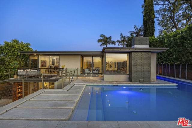 3851 Beverly Ridge Drive, Sherman Oaks, CA 91423 — photo 2 of 16