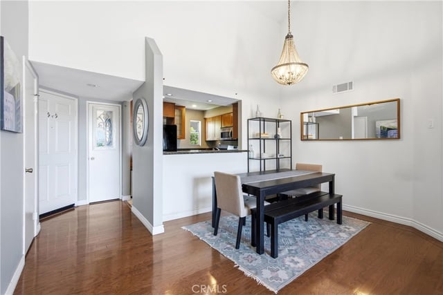 384 Redondo Avenue 401, Long Beach, CA 90814 — photo 11 of 39