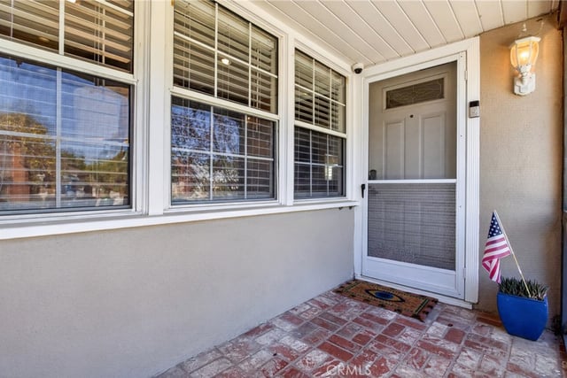 7507 Gaviota Avenue, Van Nuys, CA 91406 — photo 6 of 59