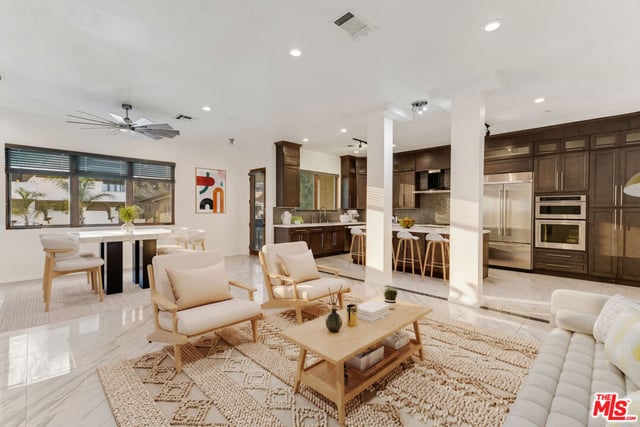 2566 E Chevy Chase Drive, Glendale, CA 91206 — photo 12 of 65