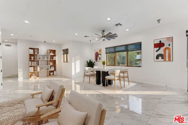 2566 E Chevy Chase Drive, Glendale, CA 91206 — photo 13 of 65