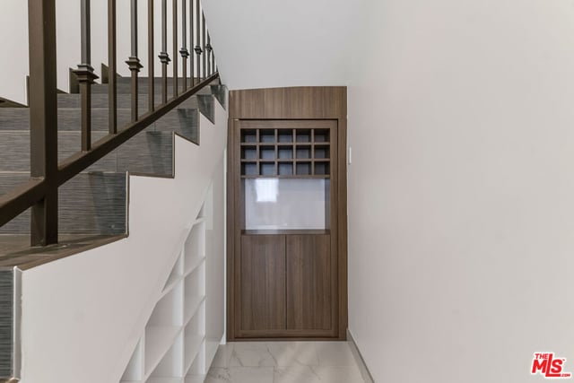 2566 E Chevy Chase Drive, Glendale, CA 91206 — photo 5 of 65