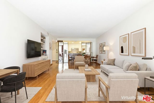 104 S Hayworth Avenue 101, Los Angeles, CA 90048 — photo 2 of 27