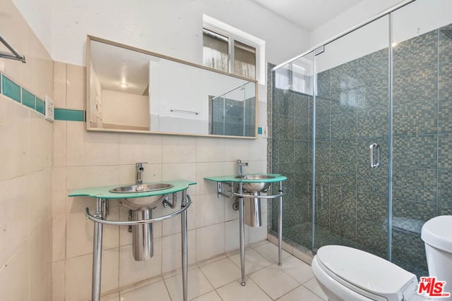 104 S Hayworth Avenue 103, Los Angeles, CA 90048 — photo 21 of 44